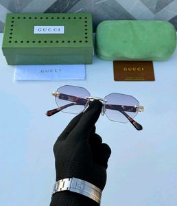 GUCCI UNISEX PREMIUM QUALITY SUNGLASSES