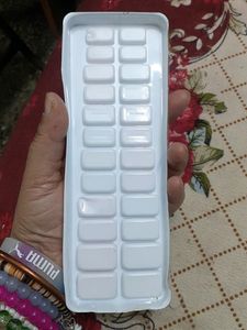 KBC-0011/Imported Korean Glossy Finish Nails