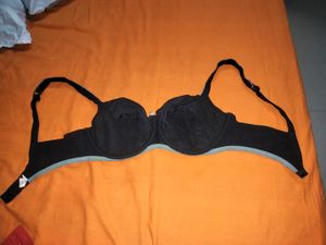 Elegant Black Bra with Pattern Detail