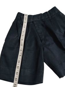 School dress Shorts