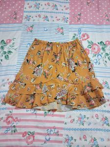 Floral Off-Shoulder Crop Top &amp; Skirt Set