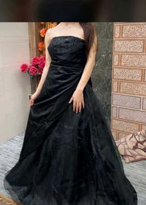 Elegant Black Party Gown