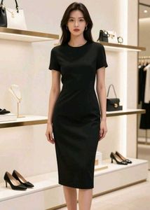 Elegant Black Sheath Dress