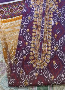 Pakistani Suit Chunri Adan Libaas