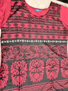 Stylish Red and Black Printed Kurta