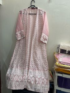 Elegant Pink Embroidered Kurta