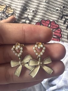 Cute Bow Pearl Heart Earrings