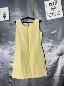 Simple Yellow Sleeveless Dress