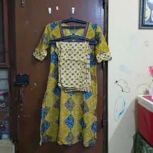 combo of 4 mixed kurti set