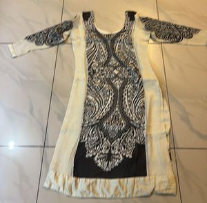 Elegant Cream Kurti with Black Paisley Print