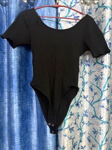 Ribbed Black Short Sleeve Bodysuit