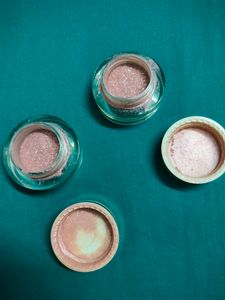Myglamm Lit Lip &amp; Eye Sparkle - Kween 1.1 Gm (1)