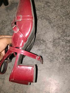 Chic Red Mary Jane Heels