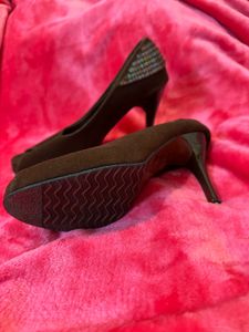 Chic Heels with glitter