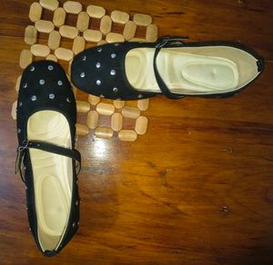 Cute Black Ballerinas