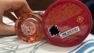 Versace Red Jeans Woman Perfume