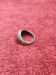 Skull Ring - Unique Statement Piece