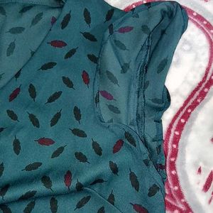 Teal Leaf Print Flutter Sleeve Top