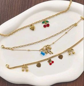 Anti-tarnish charm bracelet  brand new with tag ✨