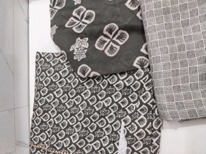 cotton mix Black &amp; White Floral Print Dress Materi