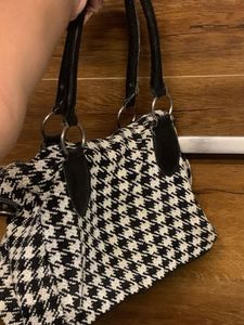 Chic  Shoulder Bag