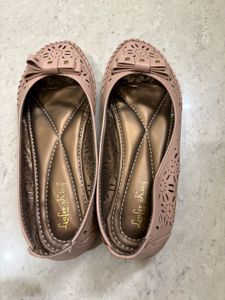 Charming Pink Cutout Ballet Flats with Bow Detail