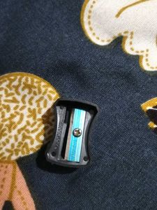 XO Pens - Set of 2 Blue and 1 black pen