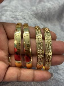 Set of 4 Gold Tone Bangles