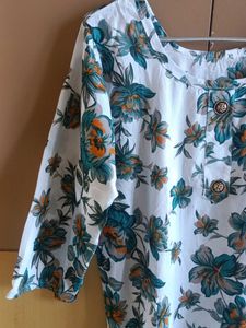 Price Dropped !! Flowy White Floral Print Kurta