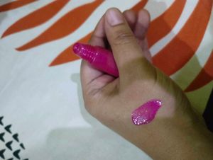 Shimmery Pink Lip Gloss Tube