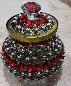 Decorative Matki for Packing