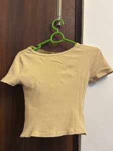 Ribbed Short Sleeve Top