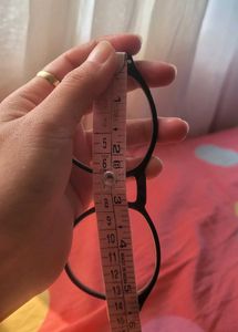 Stylish Round Black Eyeglasses