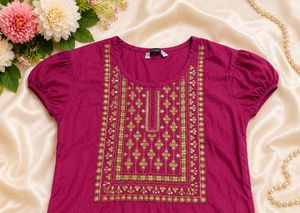 Vibrant Pink Kurta with Gold Embroidery🩷✨🥰