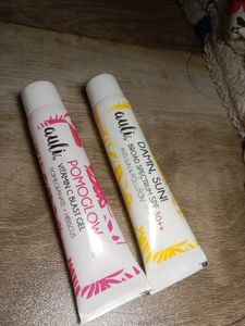 Auli ..... Sunscreen And Vitamin C