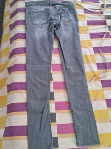 Women's Grey Slim Fit Jeans