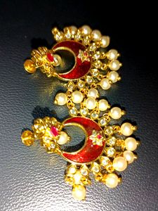 BEAUTIFUL RED AND WHITE KUNDAN PEARL EARRINGS