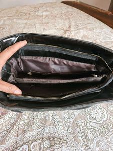 Versatile Black Handbag