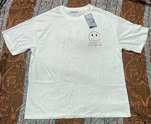 SHEIN White Graphic Smiley T-Shirt
