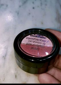 multicolor eyeshadow boxes