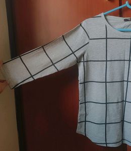 T-shirt For Women(Grey With Black Cheks)