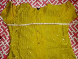 Yellow Embroidered Kurta set 💛