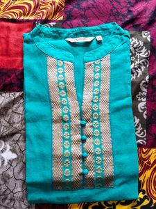 Avaasa Kurti