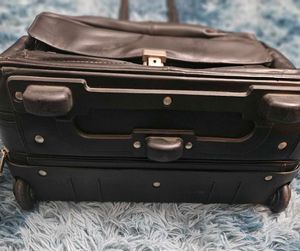 Classic Leather Rolling Briefcase