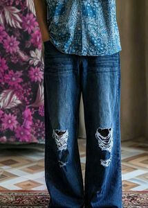 BAGGY BLUE SHADE RIPPED JEANS