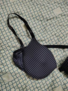 Chic Striped Front Open Backless Bra