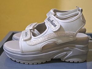 Shoetopia Comfortable &amp; Sporty Grey Sandals