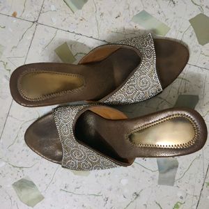 Golden Diamond Bridal Classic Roller Heels