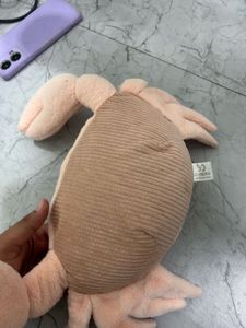 Cute plushie crab with sparking eyes