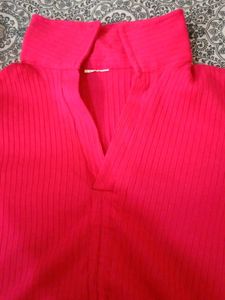 Vibrant Ribbed Knit Cropped Top